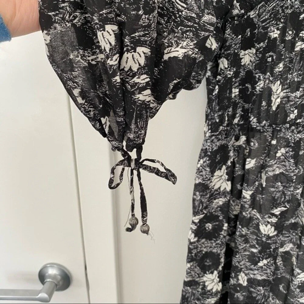 Free People Dress These Dreams Black White Long Sleeve Ruffle Shift Mini Medium